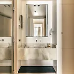 Mondovi Luxury 아파트호텔 파리