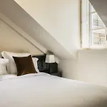 Mondovi Luxury 아파트호텔