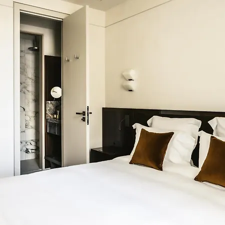 Ξενοδοχείο με διαμερίσματα Mondovi Luxury 5*