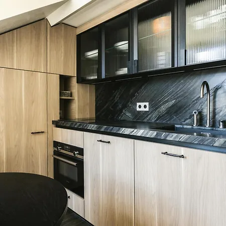 Mondovi Luxury Paris