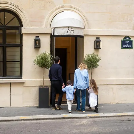Mondovi Luxury Parijs