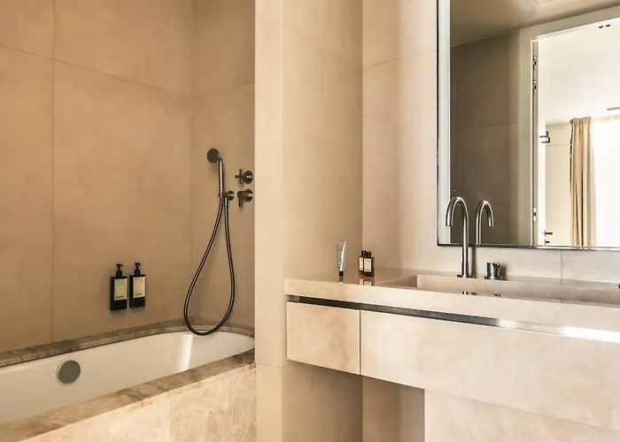 Mondovi Luxury 5*